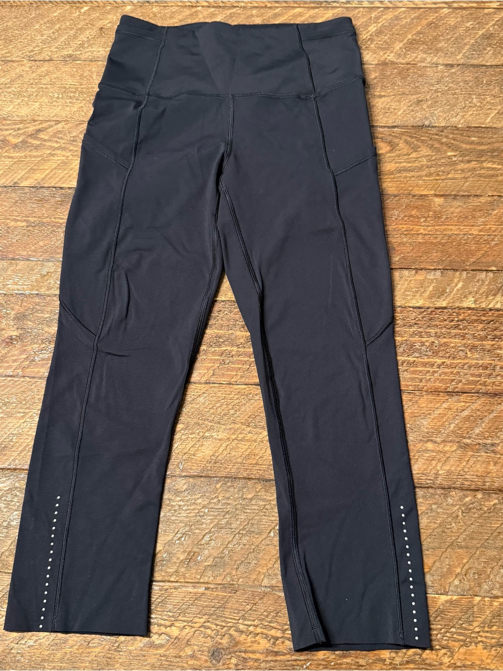 Women’s Lululemon Black High-Waist Capris Athletic Leggings (Size 4)